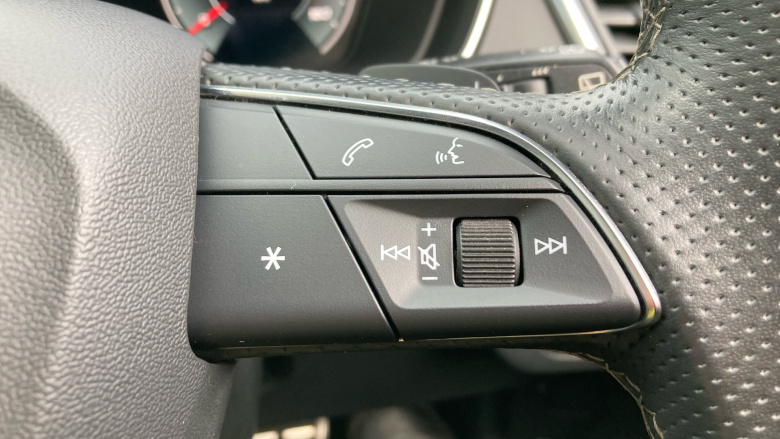 Audi Q5 45 TFSI Quattro S Line 5dr S Tronic Petrol Estate